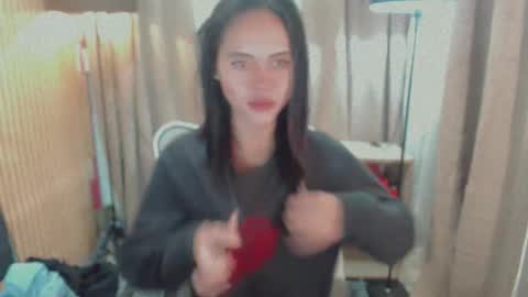 Snapshot of aliyahfoxs chatting on 27, 5, 2026 ALIYAH SOO online show from 27, 5, 2026