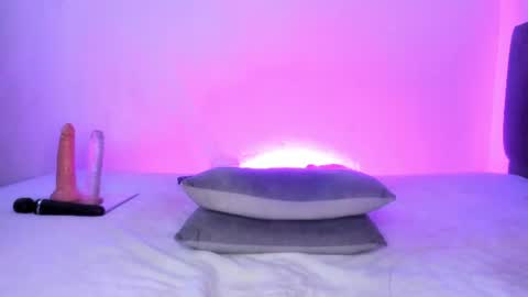Snapshot of alizzon_ chatting on 11, 6, 2026 alizzon online show from 11, 6, 2026
