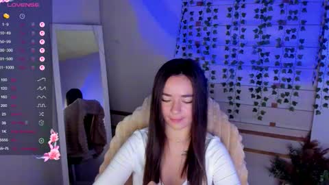 Snapshot of allana_dream chatting on 9, 9, 2025 Allana online show from 9, 9, 2025