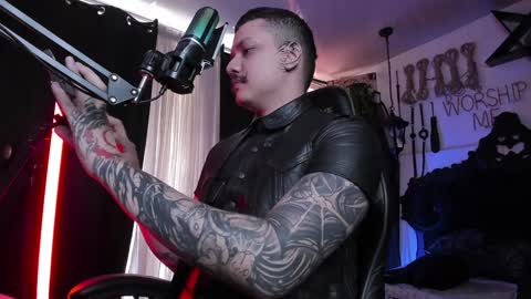   online show from 20, 1, 2025