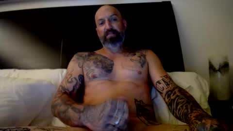 allaroundamazing13 online show from 20, 12, 2025