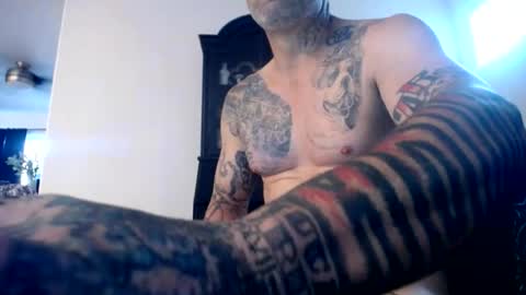 Snapshot of allaroundamazing13 chatting on 18, 6, 2026 allaroundamazing13 online show from 18, 6, 2026