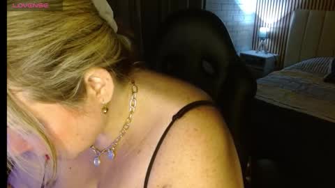 Snapshot of allegra_ferragamo chatting on 18, 11, 2025 Ale online show from 18, 11, 2025