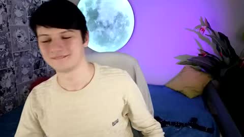 Snapshot of allert_ chatting on 4, 11, 2025 allert_ online show from 4, 11, 2025