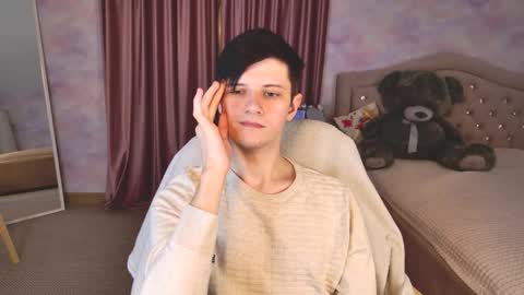 Snapshot of allert_ chatting on 14, 11, 2025 allert_ online show from 14, 11, 2025