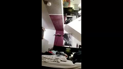 Snapshot of allesgeilbeiuns chatting on 31, 10, 2025 gay online show from 31, 10, 2025