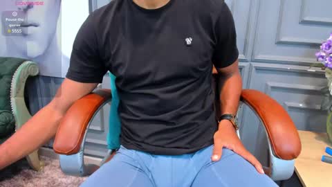 Snapshot of allessandrosantos chatting on 9, 2, 2025 Help me reach 100 likes online show from 9, 2, 2025