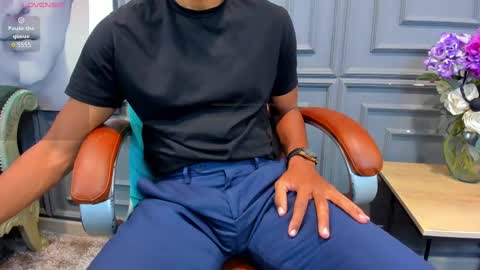 Snapshot of allessandrosantos chatting on 22, 2, 2025 Help me reach 100 likes online show from 22, 2, 2025