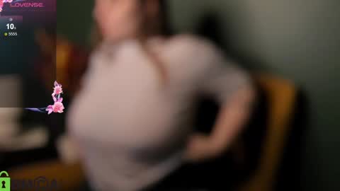 Snapshot of alli_aster chatting on 11, 3, 2025 alli_aster online show from 11, 3, 2025