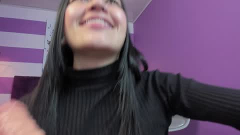 Snapshot of alli_cooper chatting on 14, 12, 2024 Ali online show from 14, 12, 2024