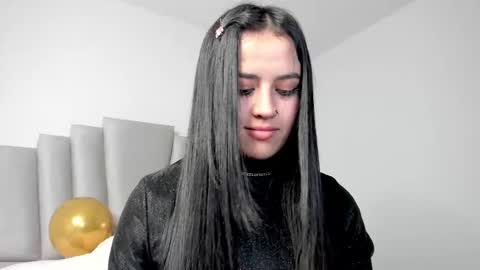 Snapshot of alli_cooper chatting on 18, 2, 2025 Ali online show from 18, 2, 2025