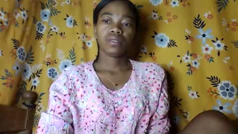 Snapshot of alliciax632770q chatting on 27, 4, 2026 alliciax632770q online show from 27, 4, 2026