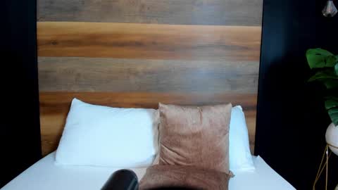 Snapshot of allie_bruce chatting on 25, 9, 2025 A L L I E online show from 25, 9, 2025