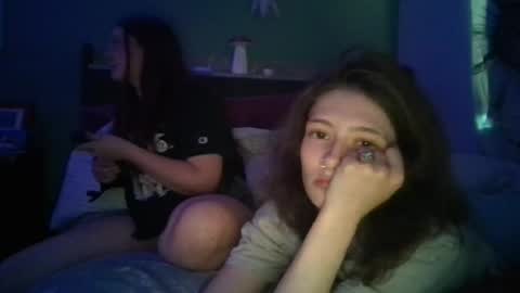 Snapshot of allie_winters18 chatting on 8, 7, 2026 Allie Winters online show from 8, 7, 2026