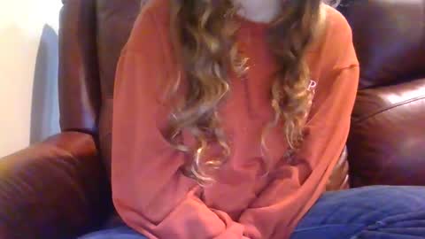 alliebearx online show from 23, 11, 2025