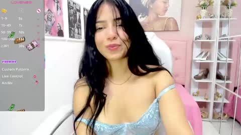 Snapshot of allison_garcia chatting on 23, 4, 2026 ALLISON online show from 23, 4, 2026