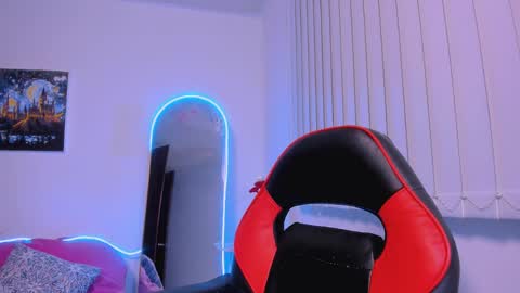 Snapshot of allison_starmodel chatting on 23, 5, 2026 allison_starmodel online show from 23, 5, 2026