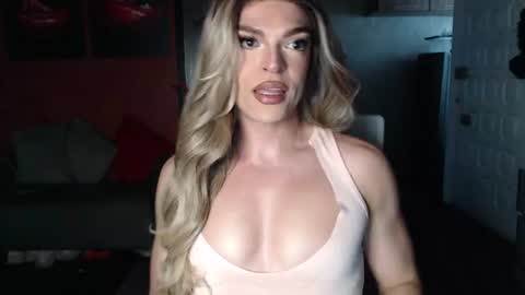 Snapshot of allisonfit chatting on 2, 7, 2026 Allison Victoria online show from 2, 7, 2026