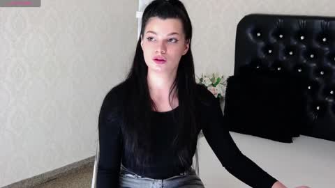 Snapshot of allisonn223 chatting on 13, 12, 2024 Deea online show from 13, 12, 2024