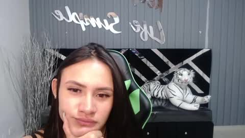 Snapshot of allisson_a chatting on 25, 1, 2025 Allisson online show from 25, 1, 2025