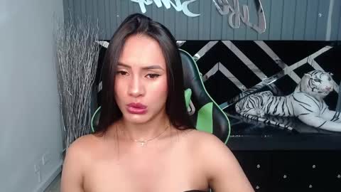 Snapshot of allisson_a chatting on 5, 2, 2025 Allisson online show from 5, 2, 2025