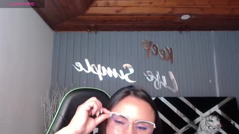 Snapshot of allisson_a chatting on 22, 2, 2025 Allisson online show from 22, 2, 2025