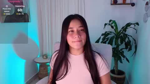 Snapshot of allisxxnn_fox chatting on 7, 11, 2025 Allisxn Fox online show from 7, 11, 2025