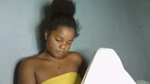 allizida01 online show from 13, 1, 2026