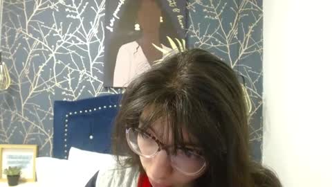 Snapshot of alllyson_ chatting on 19, 5, 2026 alison online show from 19, 5, 2026