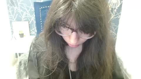 Snapshot of alllyson_ chatting on 20, 5, 2026 alison online show from 20, 5, 2026