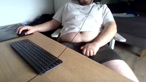 Snapshot of allowis2 chatting on 12, 10, 2025 allowis2 online show from 12, 10, 2025