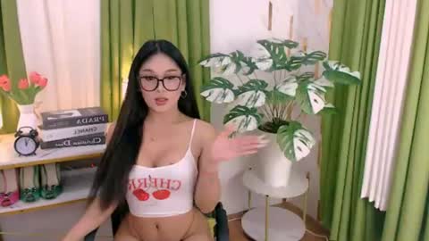 Snapshot of alluring_brianna08 chatting on 22, 6, 2026 Brianna online show from 22, 6, 2026