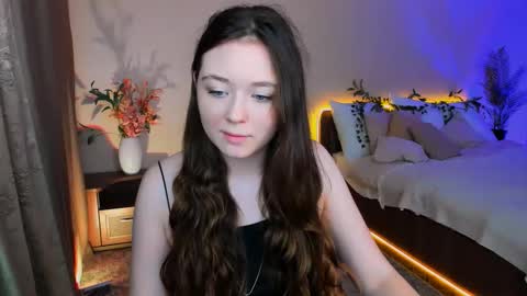 alluringeyess online show from 20, 9, 2025