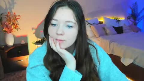 alluringeyess online show from 19, 10, 2025