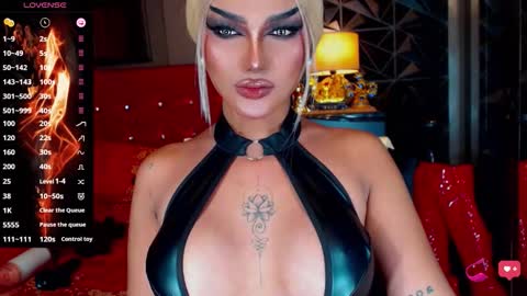 Snapshot of alluringnatalya chatting on 4, 11, 2025 Natalya Fox online show from 4, 11, 2025