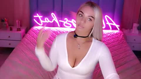 AlwaysHot online show from 20, 2, 2026