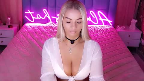 AlwaysHot online show from 13, 3, 2026