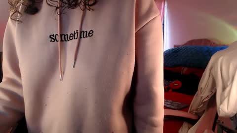 Snapshot of ally_donfort chatting on 29, 10, 2025 Ally online show from 29, 10, 2025