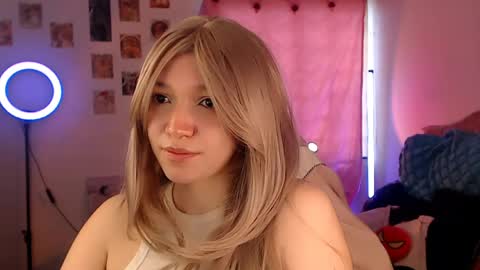 Snapshot of ally_donfort chatting on 17, 4, 2026 Ally online show from 17, 4, 2026