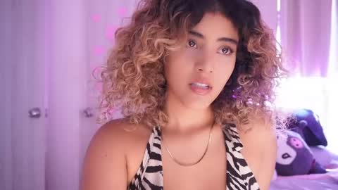 Snapshot of ally_summer chatting on 24, 5, 2026 ally_summer online show from 24, 5, 2026