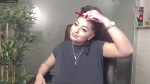 Snapshot of allyiah chatting on 10, 1, 2025 online show from 10, 1, 2025