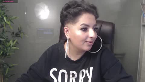 Snapshot of allyiah chatting on 20, 1, 2025 online show from 20, 1, 2025