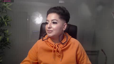 Snapshot of allyiah chatting on 26, 1, 2025 online show from 26, 1, 2025
