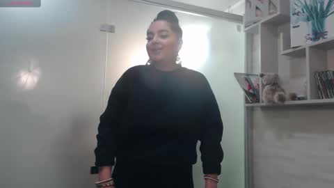 Snapshot of allyiah chatting on 7, 3, 2025 online show from 7, 3, 2025