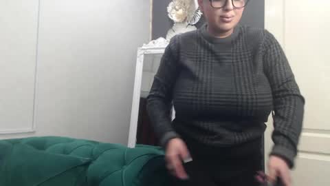         online show from 10, 4, 2026