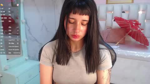 Snapshot of allyssa_bellini_s chatting on 25, 10, 2025 Allysa online show from 25, 10, 2025