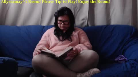 Allyssamay online show from 4, 3, 2025