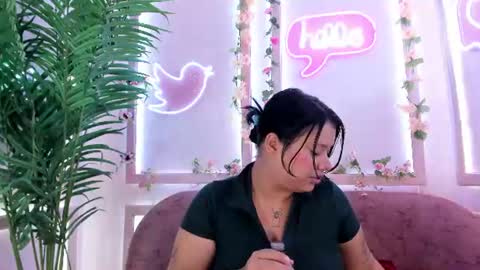 Snapshot of alma_rivers chatting on 5, 8, 2026 alma_rivers online show from 5, 8, 2026