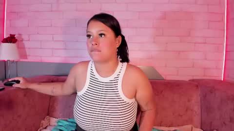 Snapshot of alma_rivers chatting on 6, 8, 2026 alma_rivers online show from 6, 8, 2026