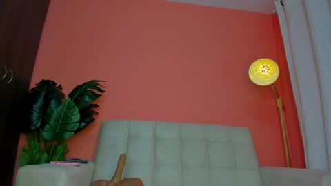 Alma Castillo online show from 15, 12, 2024